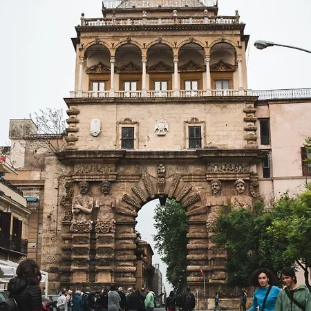Casa Alero Feriehus Palermo
